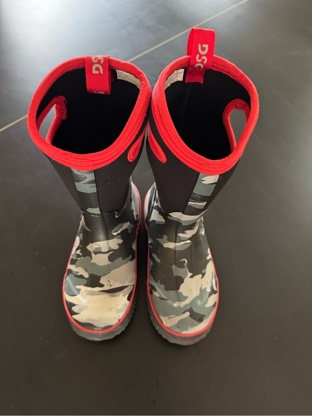 DSG Kids Camo Rain Boots with Red Trim